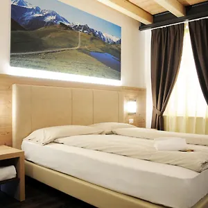 Hotel Touring &, Edolo