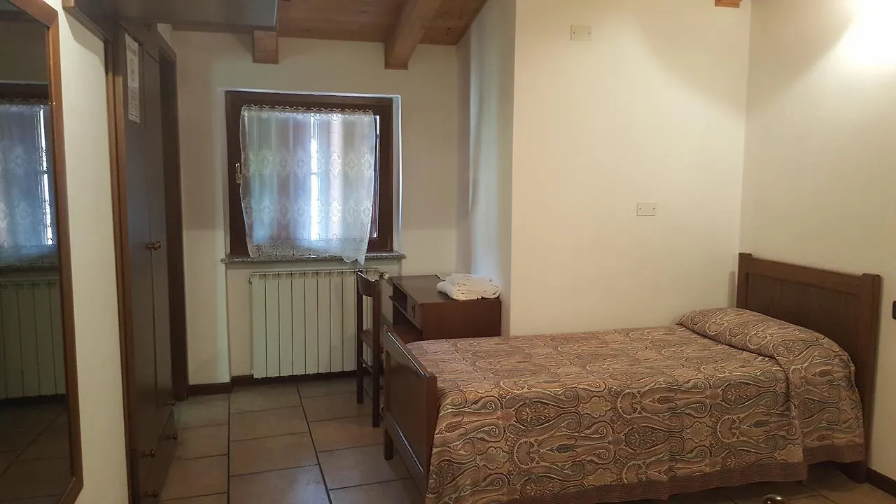 Hotel Eternita Malonno 2*,  Italy